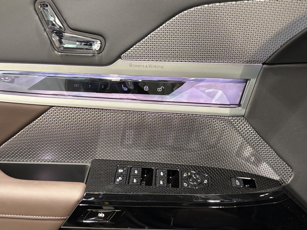 2025 Bmw i7 xDrive60 photo 17