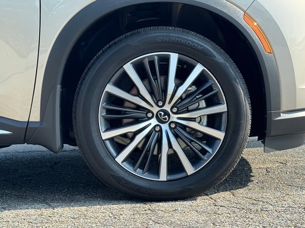 2024 Infiniti QX60 Sensory AWD photo 3