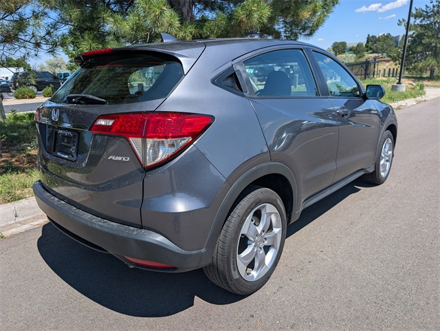 2020 Honda HR-V LX photo 3