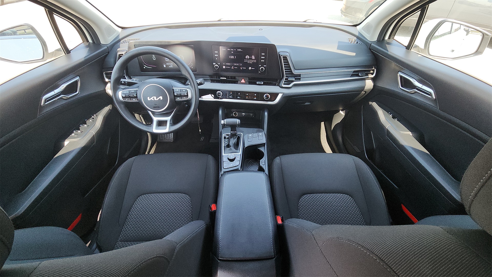 2024 Kia Sportage LX photo 24