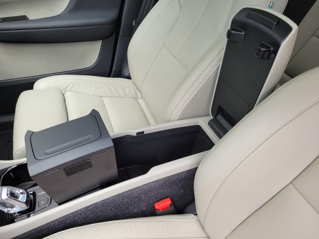 2022 Volvo XC40 T5 Inscription photo 36