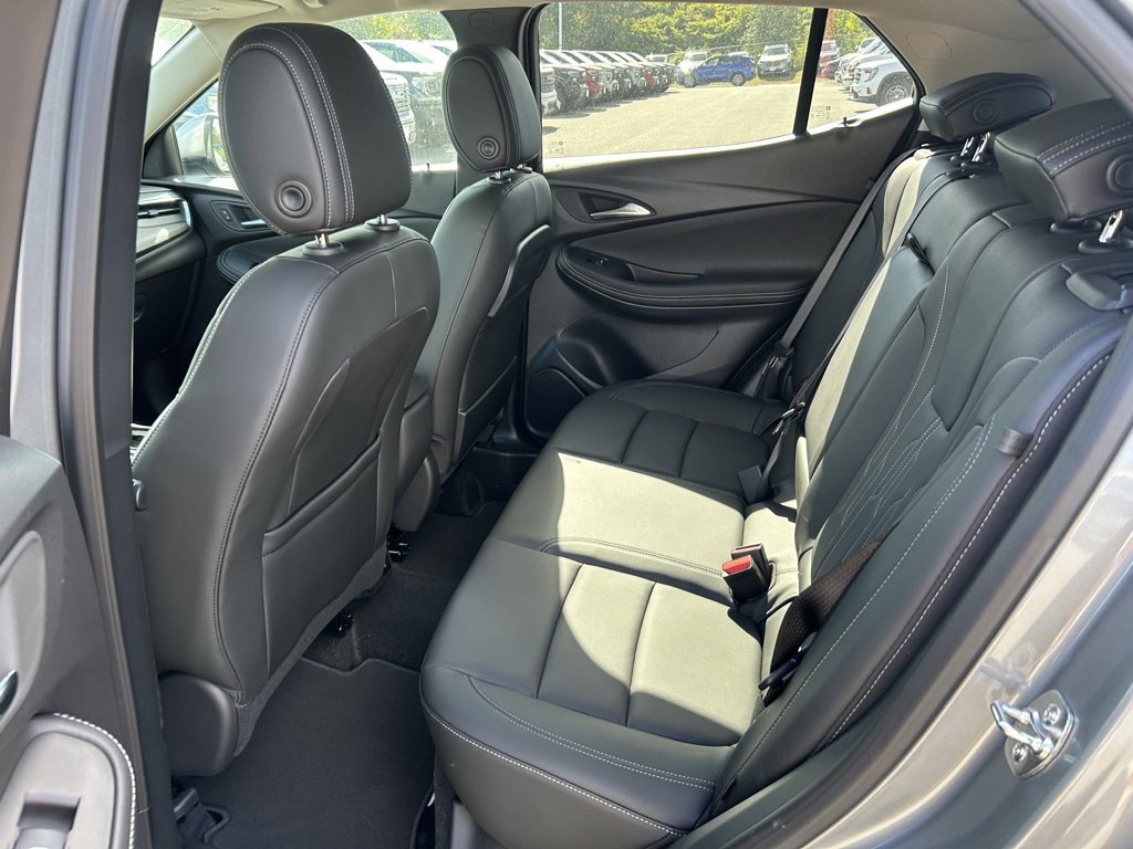2026 Buick Encore GX Avenir photo 4