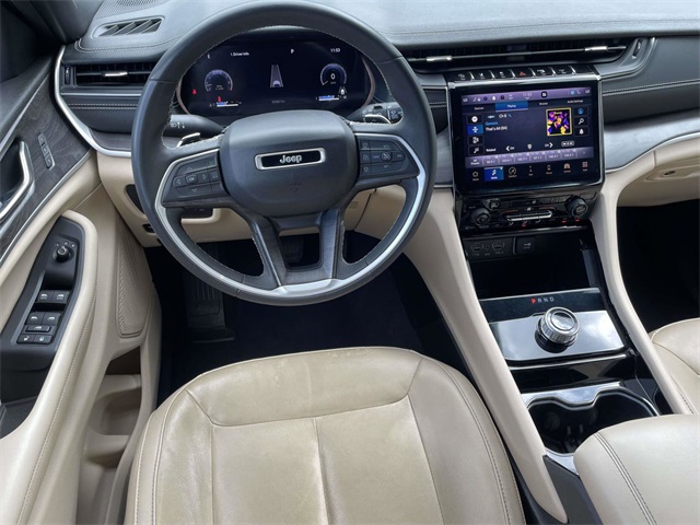 2023 Jeep Grand Cherokee Limited photo 3
