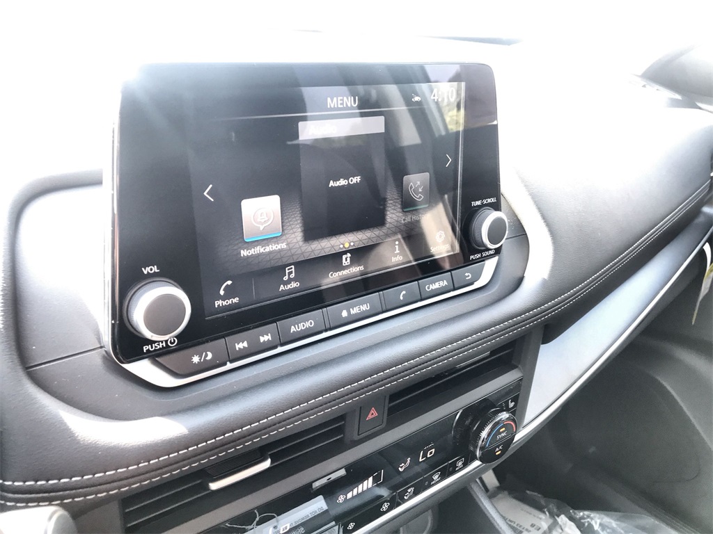 2026 Nissan Rogue SV photo 16