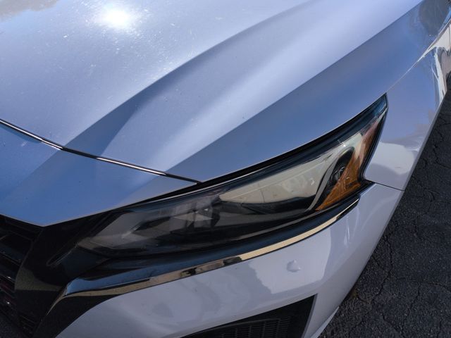 2024 Nissan Altima 2.5 SR photo 4