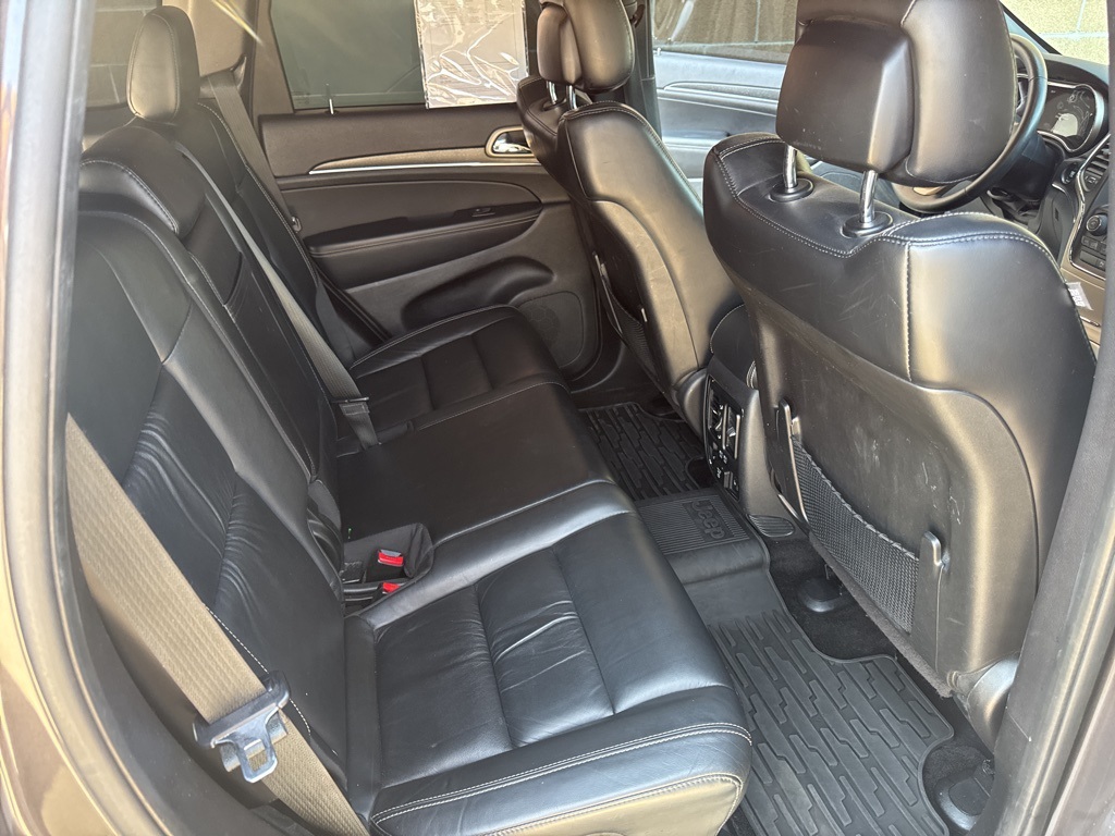 2015 Jeep Grand Cherokee Limited photo 23