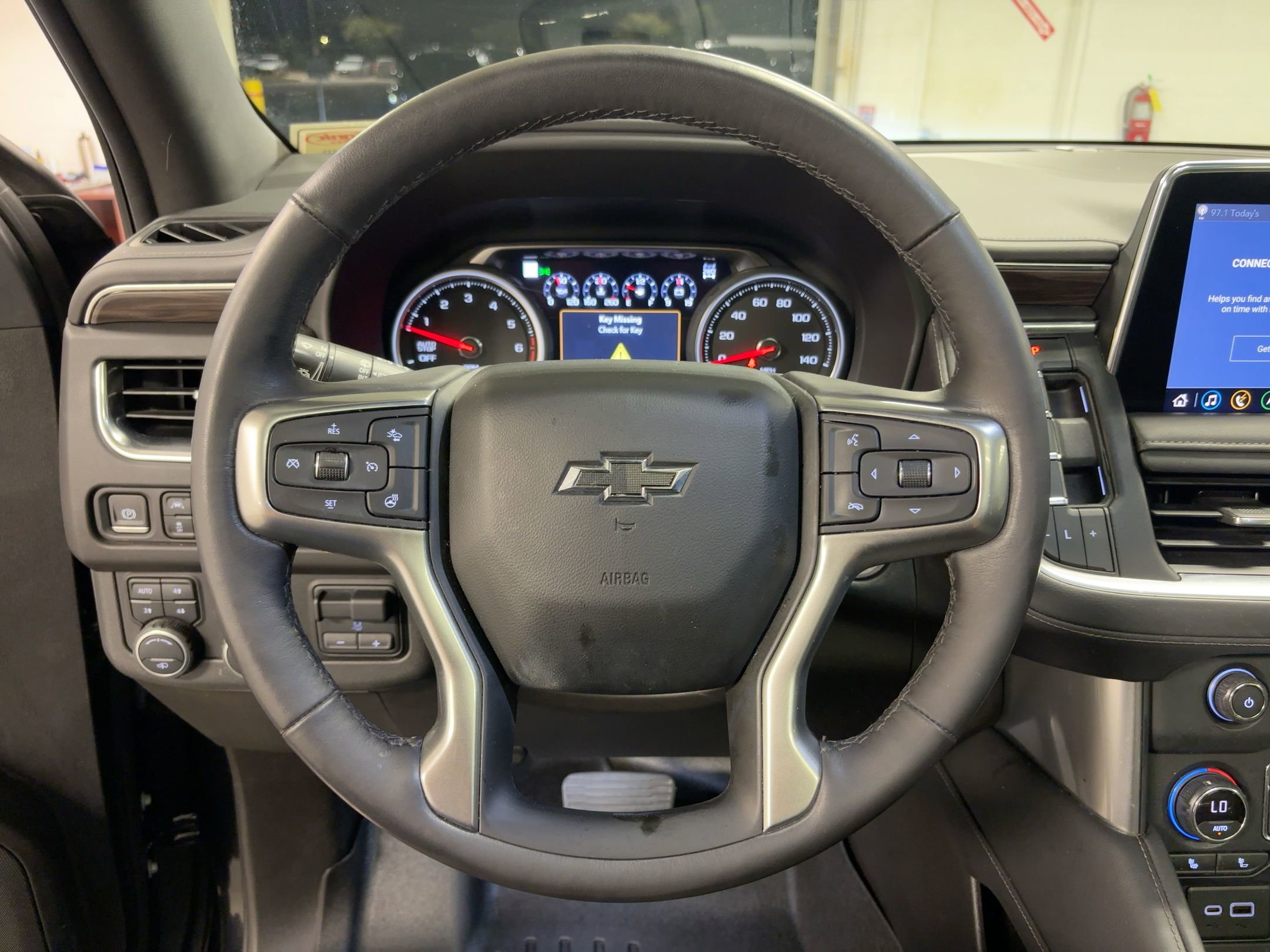 2021 Chevrolet Suburban Z71 photo 14