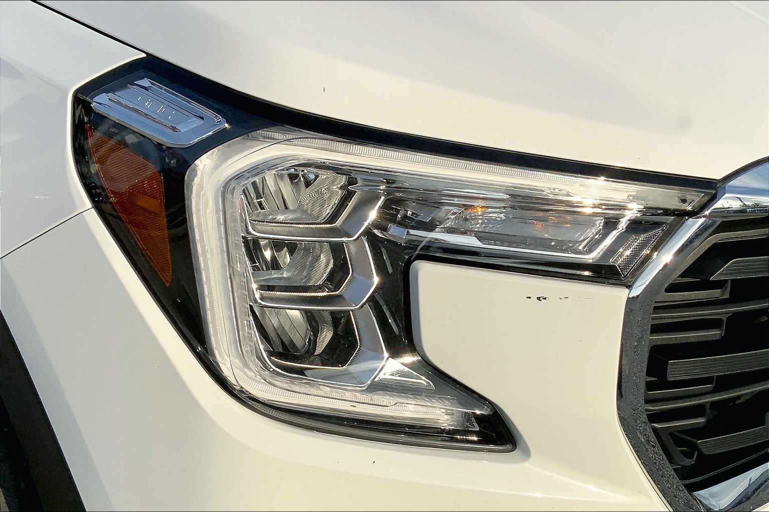 2024 Gmc Terrain SLE photo 23