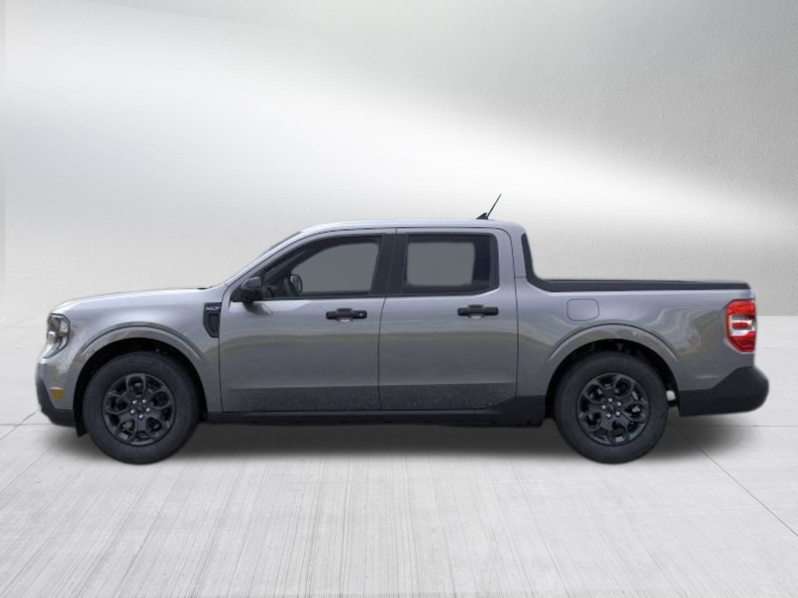 2025 Ford Maverick XLT photo 3