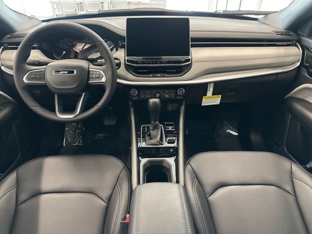 2025 Jeep Compass Limited photo 12