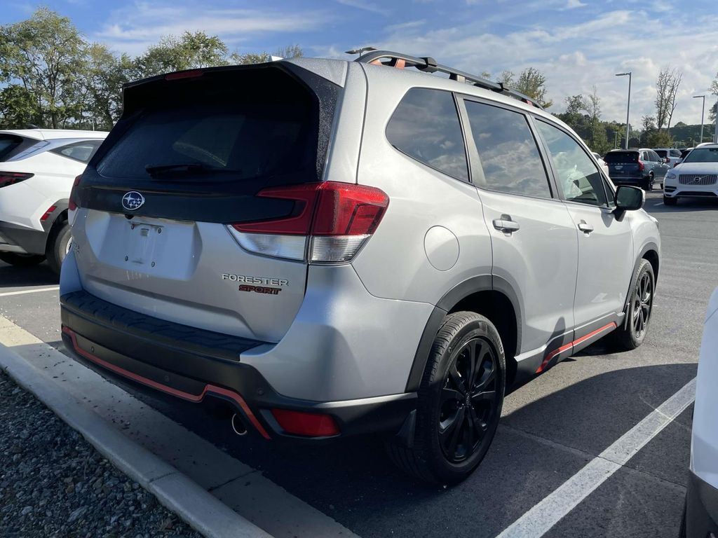 2019 Subaru Forester Sport photo 2
