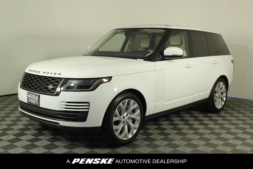 2022 Land Rover Range Rover Base's photo