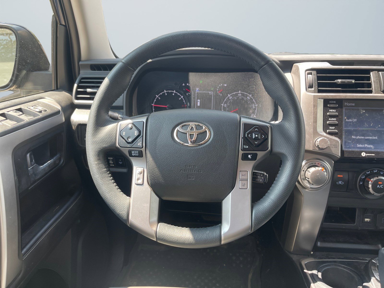 2022 Toyota 4Runner SR5 Premium photo 12
