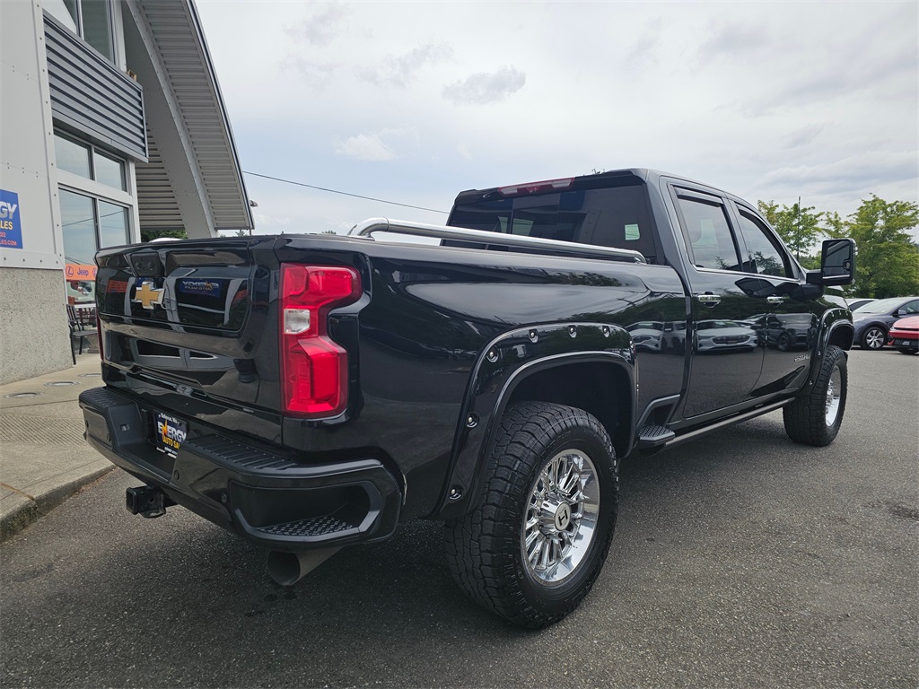 2022 Chevrolet Silverado 2500HD High Country photo 4