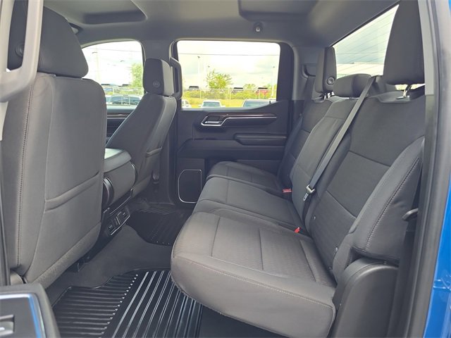 2023 Chevrolet Silverado 1500 photo 13