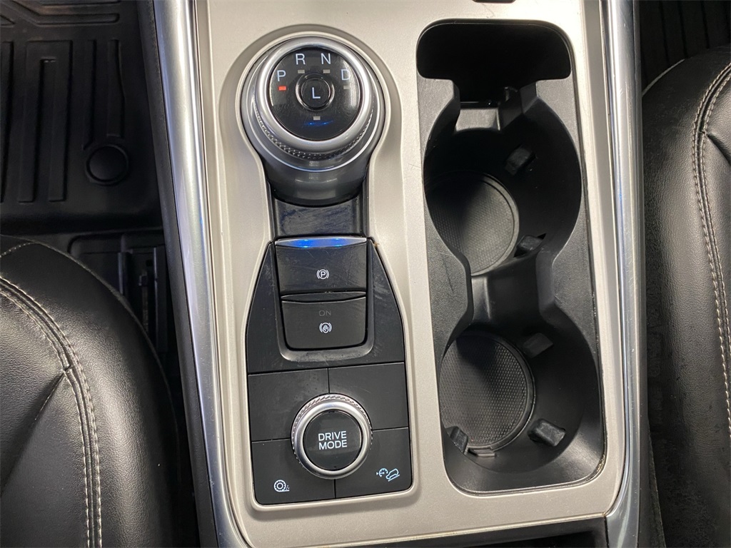 2022 Ford Explorer XLT photo 9