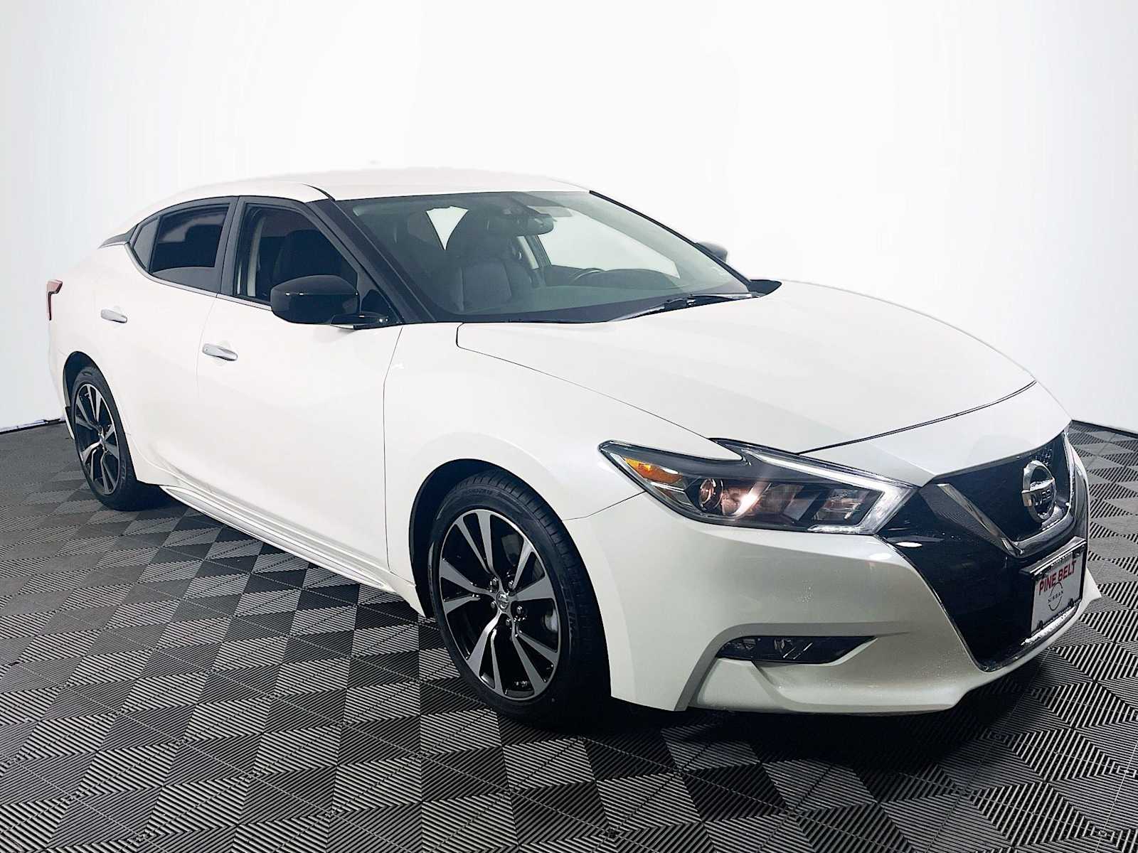 2018 Nissan Maxima S photo 3
