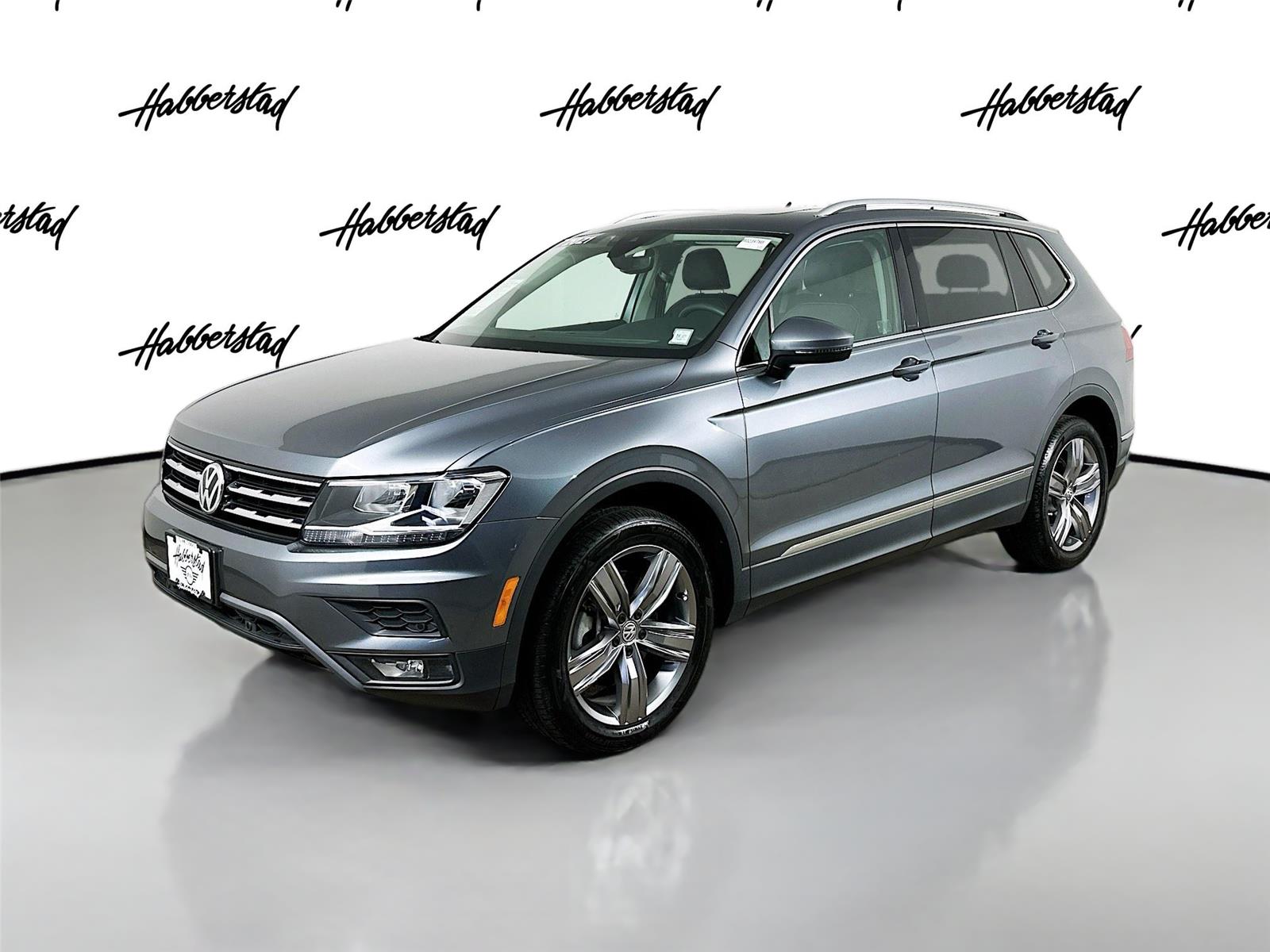 2021 Volkswagen Tiguan SEL's photo