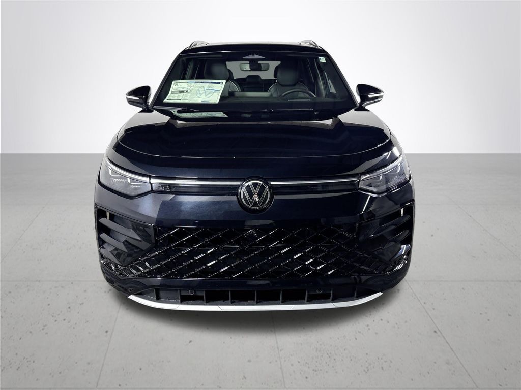 2025 Volkswagen Tiguan SEL R-Line Black photo 3