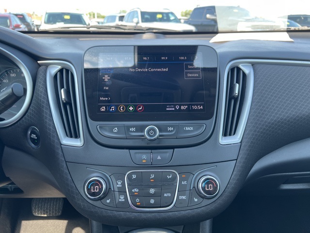 2023 Chevrolet Malibu 1LT photo 16
