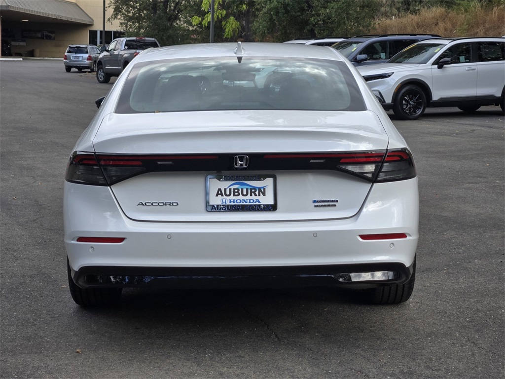 2025 Honda Accord Hybrid Touring photo 5