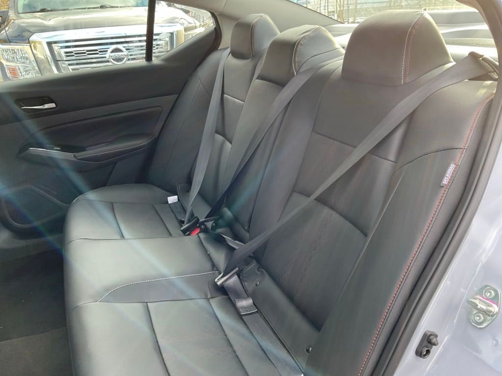 2025 Nissan Altima 2.5 SR photo 25