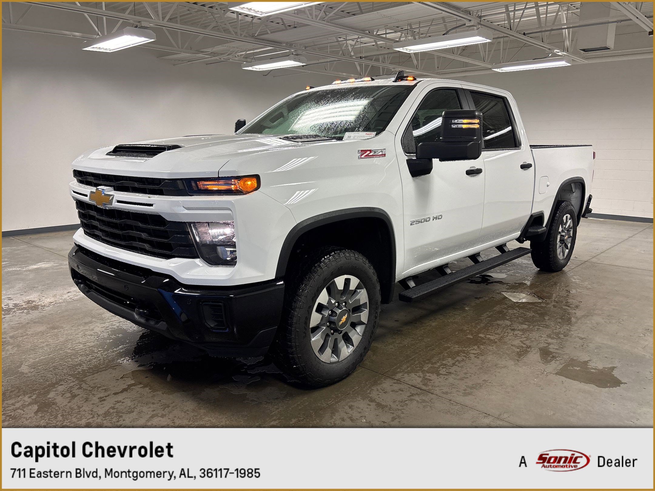 2025 Chevrolet Silverado 2500HD Custom's photo