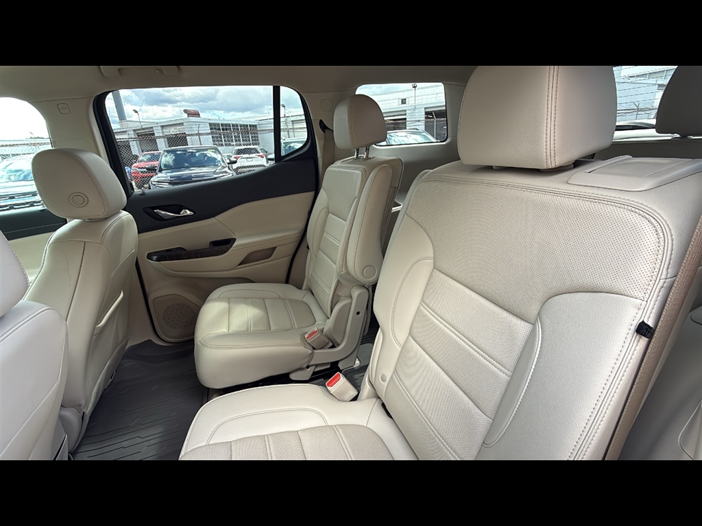 2021 Gmc Acadia Denali photo 16