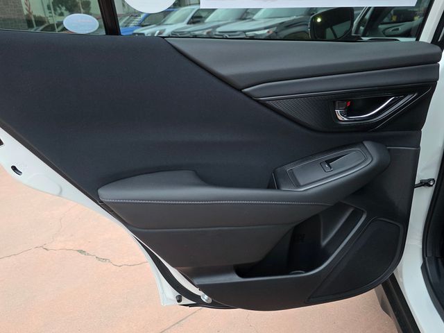2025 Subaru Outback Premium photo 17