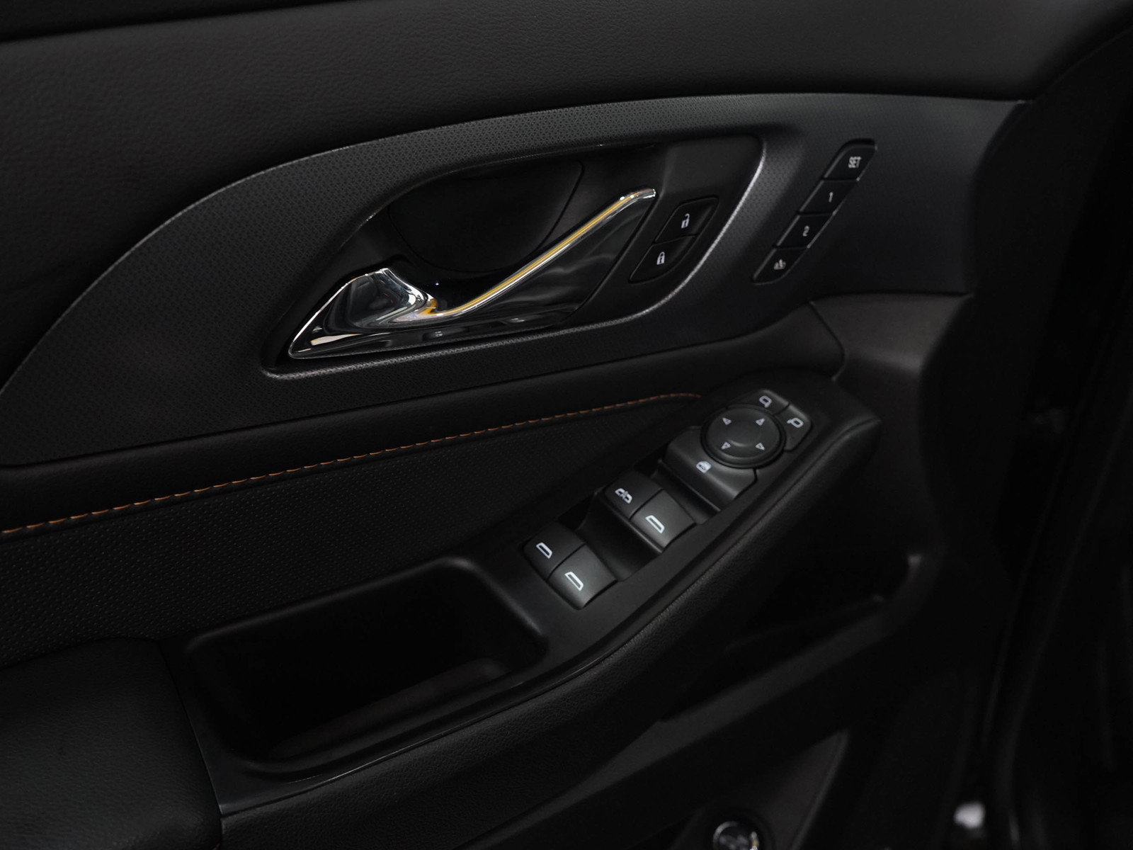 2020 Chevrolet Traverse Premier photo 18