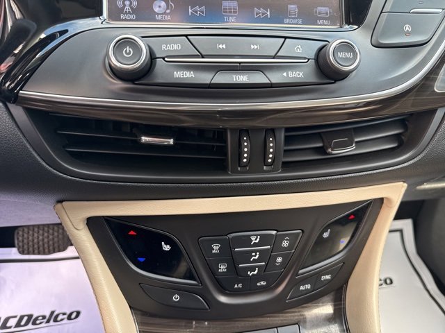 2020 Buick Envision Essence photo 20