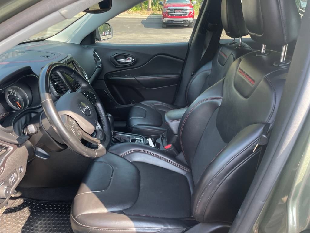 2021 Jeep Cherokee Trailhawk photo 24