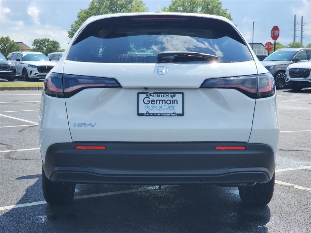 2026 Honda HR-V LX photo 13