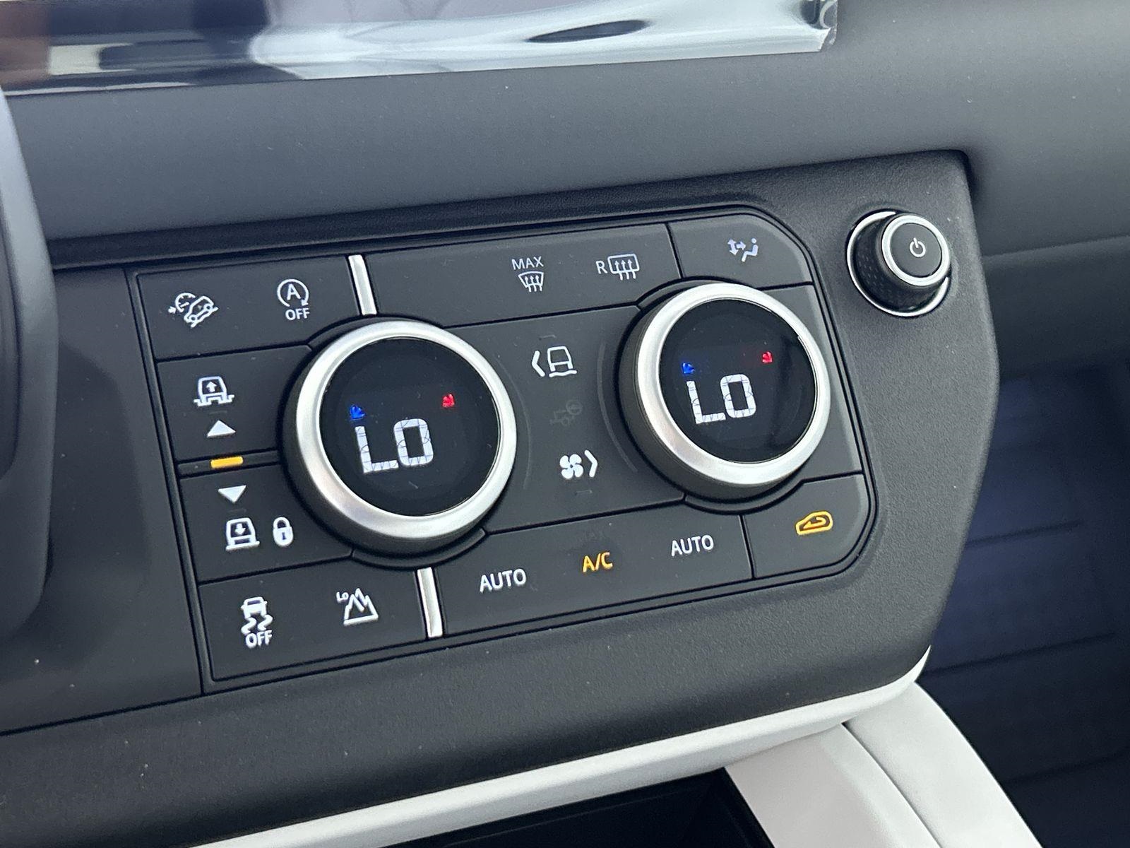 2025 Land Rover Defender 110 S photo 15