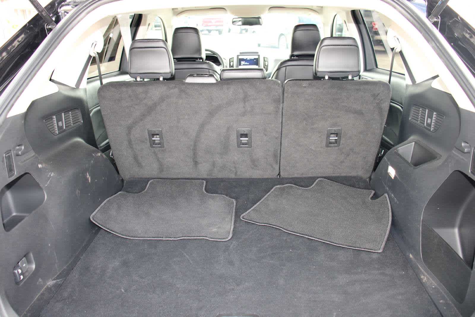 2024 Ford Edge SEL photo 40