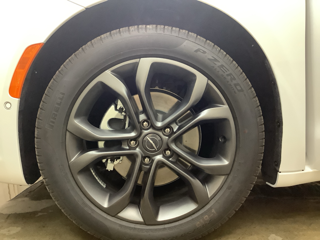 2026 Chrysler Pacifica photo 24
