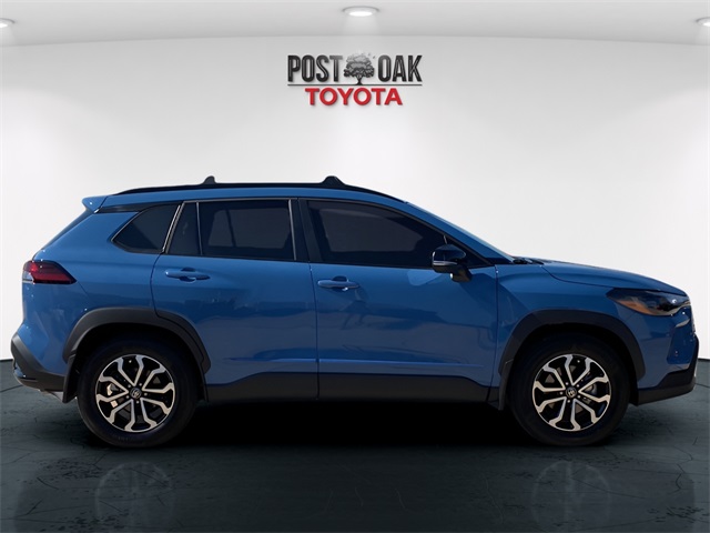 2026 Toyota Corolla Cross Hybrid SE photo 9