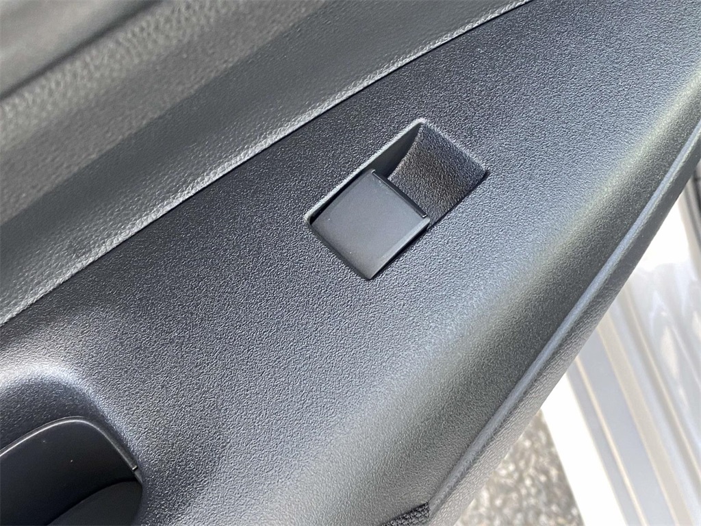 2026 Toyota Corolla LE photo 13