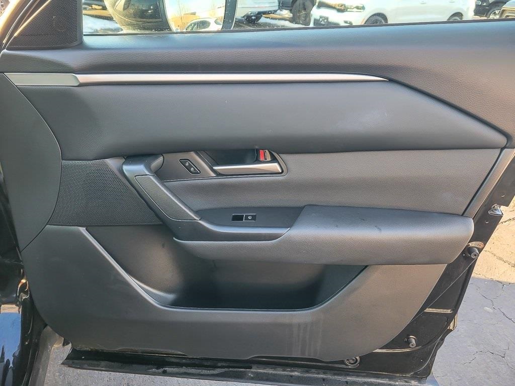 2025 MAZDA CX-50 - Image 21