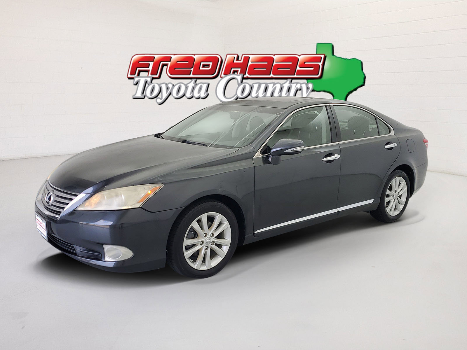 2011 Lexus ES 350's photo