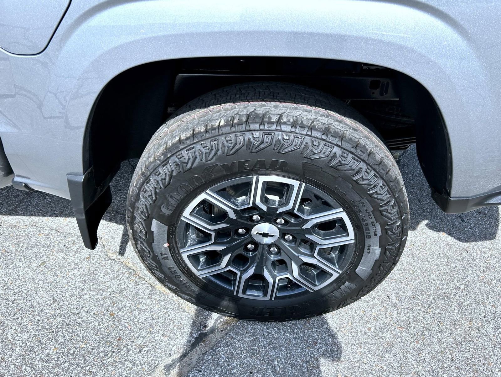 2026 Chevrolet Colorado Z71 photo 22