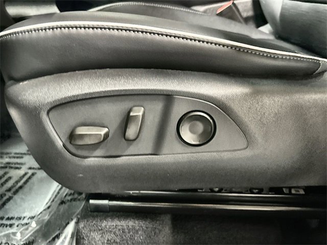 2026 Buick Enclave Sport Touring photo 13