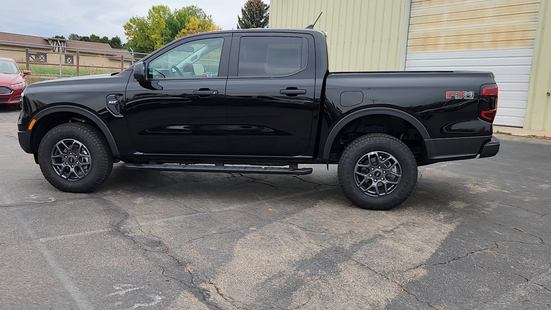 2025 Ford Ranger XLT photo 3