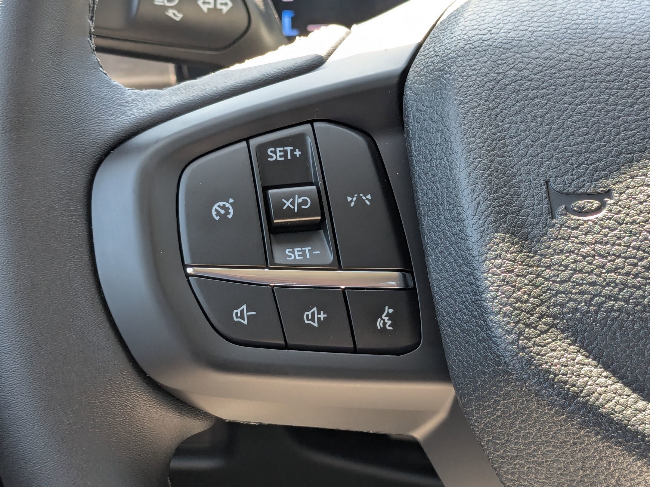 2025 Ford Ranger XLT photo 18