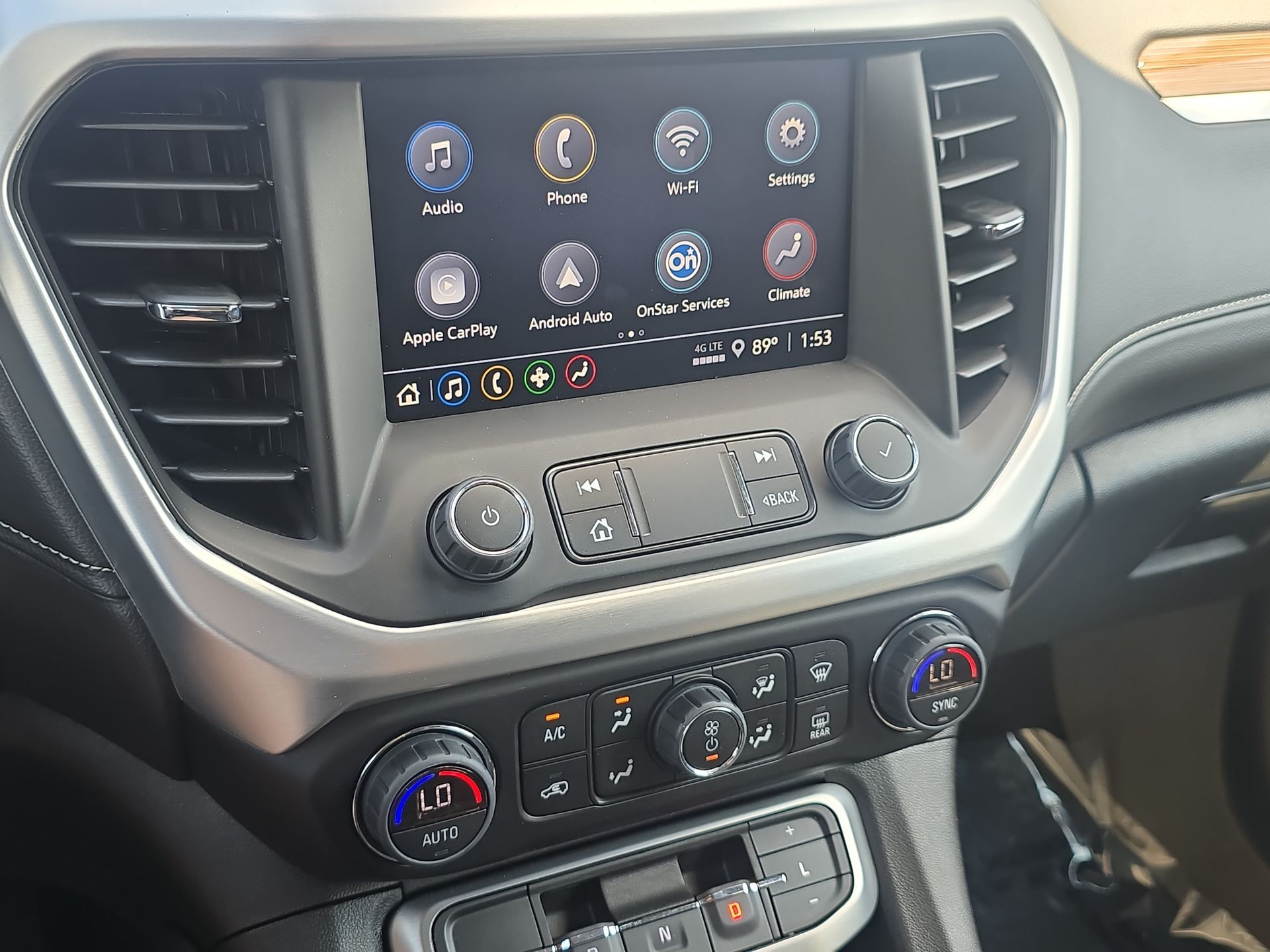 2023 Gmc Acadia SLE photo 48