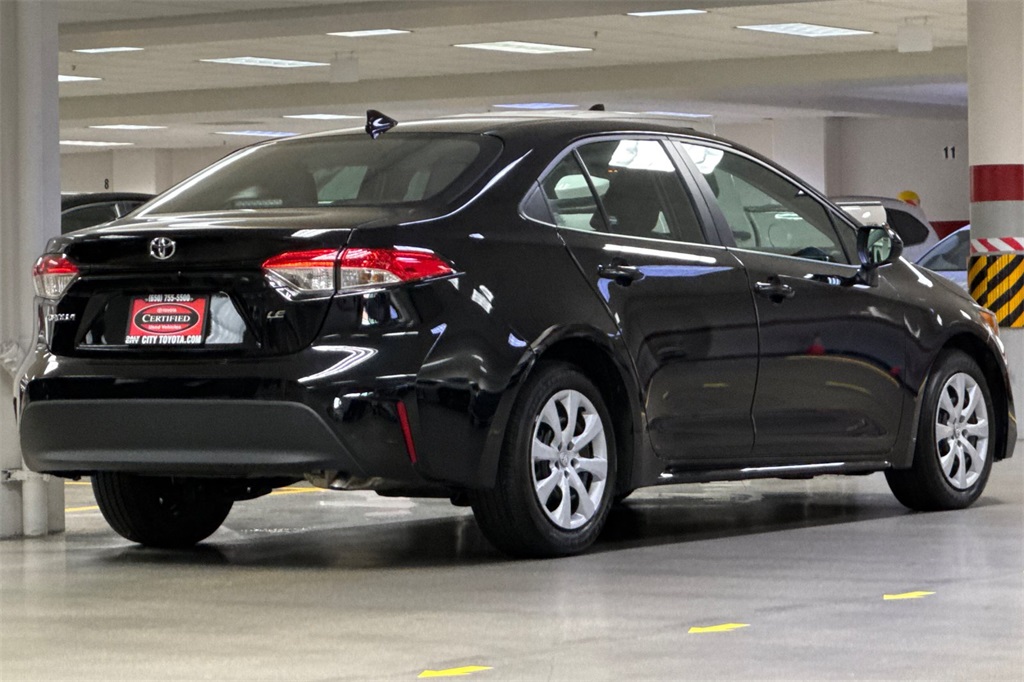 2024 Toyota Corolla LE photo 4