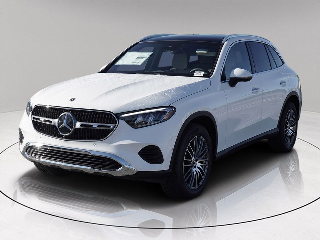 2026 Mercedes Benz GLC 300 photo 3