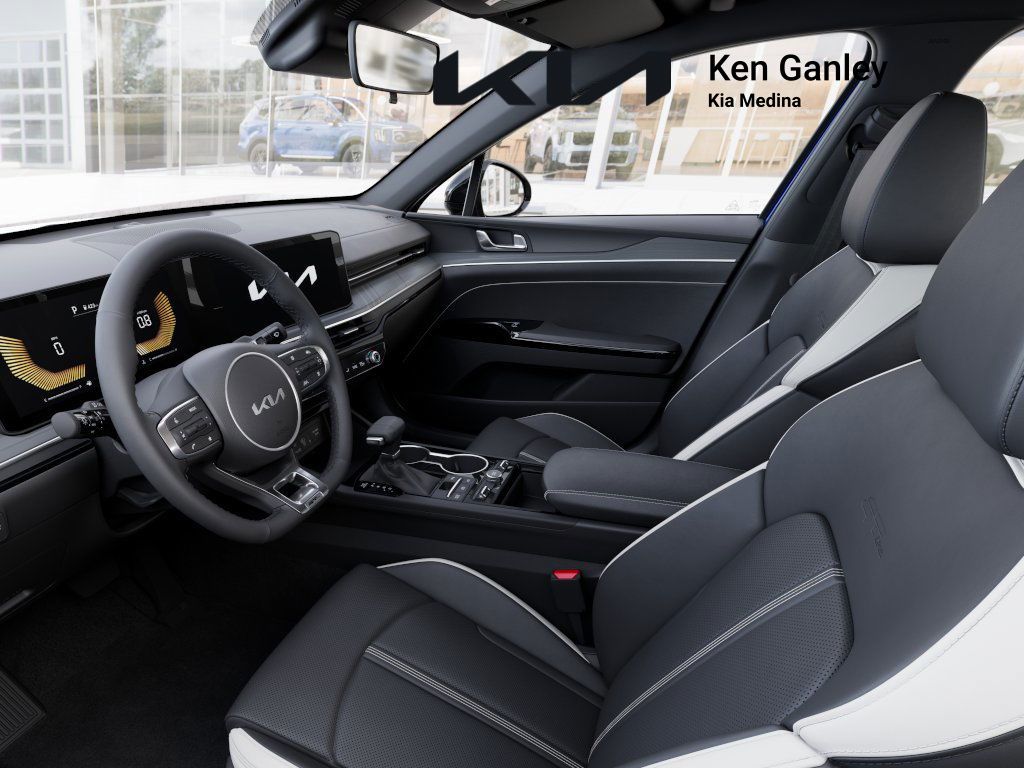 2026 Kia K5 GT-Line photo 15