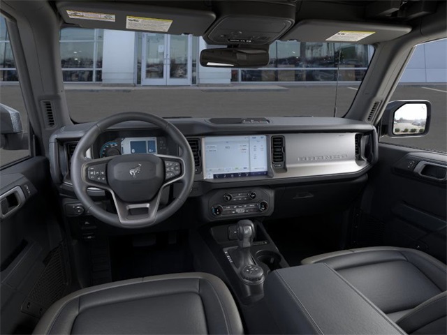 2025 Ford Bronco Outer Banks photo 9
