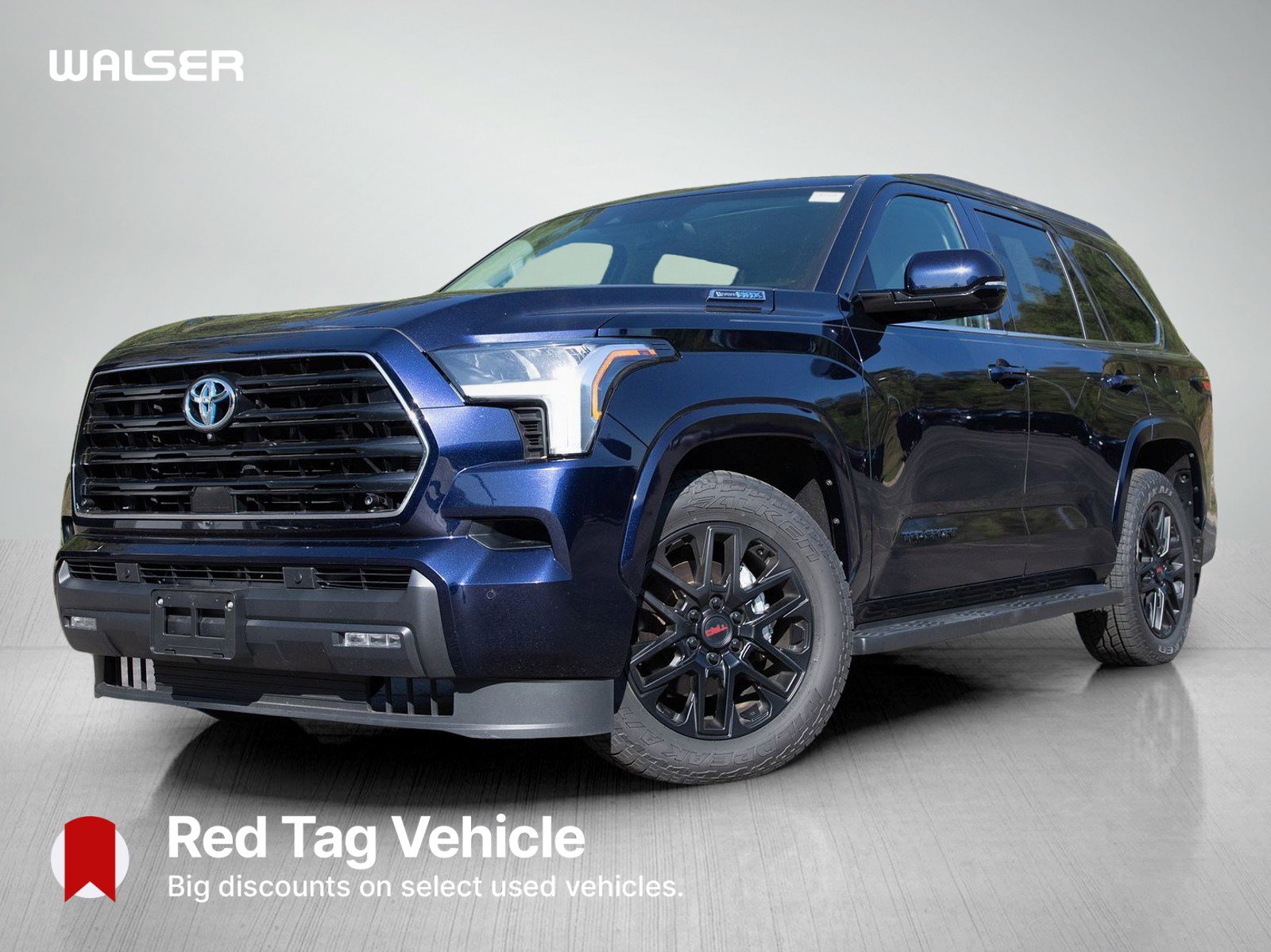 2024 Toyota Sequoia SR5's photo